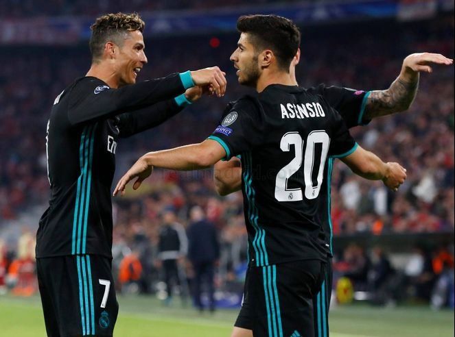  佛罗伦萨租借巴黎弃将成功，法国边锋首秀献绝杀  