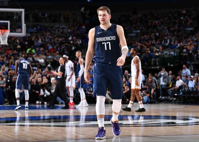  东契奇50分创独行侠队史纪录  