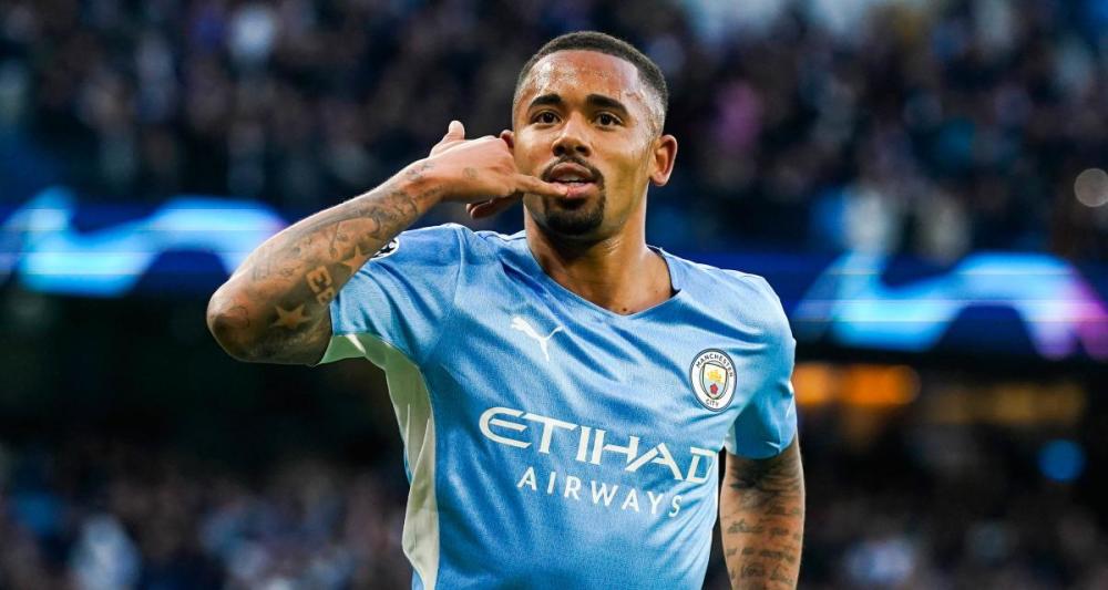  巴黎圣日耳曼报价遭拒 英超豪门截胡法甲当红射手  